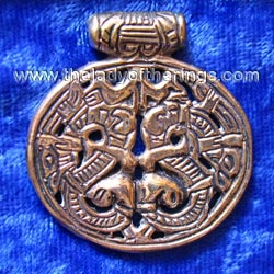 amulette vaarby pendentif viking